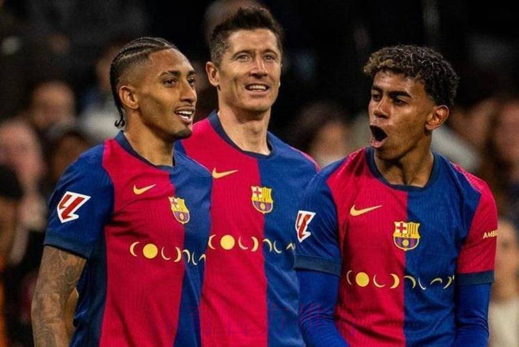 今晚巴萨冲击西甲4连胜！赢球=暂登顶 三巨头联手 核心复出